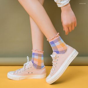 Frauen Socken Kawaii süßes Mädchen Rüschen Lange Studentin Baumwolle atmungsaktives Harajuku Vintage Streetwear Crew