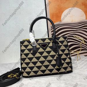 Small Killer Bag Luxury Designer Bag Ladies Handbag Leather fabric triangle pattern Women Totes Classic Crossbody Tote Top Quality Newest Symbole Galleria Series