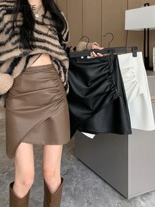 Gonne in pelle PU Mini donne 2022 Autunno Arrivo Stile coreano Chic Irregolare Asimmetrico Moda Giovane Y2k Vintage Ladies