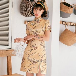 Ethnische Kleidung Mini Plus Size Cheongsam Weibliche Elegante Champagner Qipao Sexy Slim Vintage Button Klassische Satin Vestidos Exquiiate Chinese