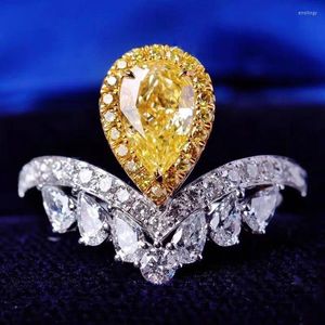 Anéis de casamento Trendy Luxury Jewelry Water goto em forma de pêra Diamante amarelo PT950 Anel de noivado de platina de boca aberta para mulheres