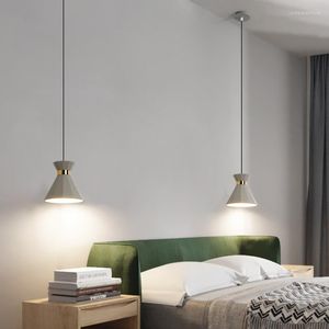 Chandeliers Retro Bedside Chandelier Nordic Bedroom Modern Minimalist Ins Net Red Light Luxury Lamp Lighting