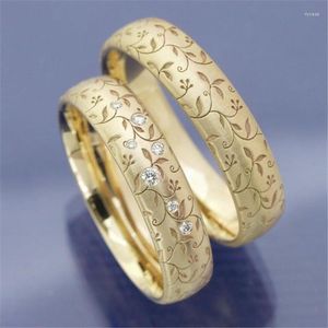 Eheringe 2 teil/satz Luxus Geschnitzte Blume Ring Mode Elegante Dame Inlay Zirkon Gold Farbe Armband Charme frauen Engagement Schmuck