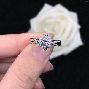 Cluster Rings Pretty 0.5Ct Round Cut Diamond Ring Engagement Women Jewelry Solid Platinum 950 R080