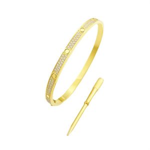 Luxury Love Charm Diamonds Bangle Gold Plated Brass Never Fade Fashion Jewelry Luxurious Brand Par Bangles For Women Classic Style With Velvet Bag