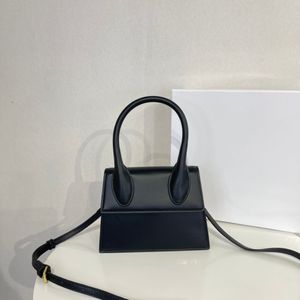 Orijinal Kalite Çantaları Kadın Tasarımcı Çantalar Lüks Daire El Tek Omuz Messenger Çantası Moda Deri Mini Debriyaj Çanta Tote Le Uzun Strap 2022