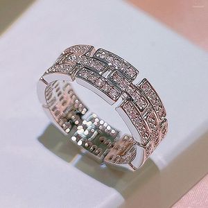 Wedding Rings Unique Chain Design Silver Color For Women Fashion Cubic Zirconia Engagement Ring Party Gift Female Luxury Jewelry