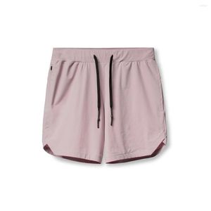 Shorts da corsa 2022 Summer Summer Sports Sports singolo a strato singolo intrecciato di colore solido Fitness Casual American Five-Poin