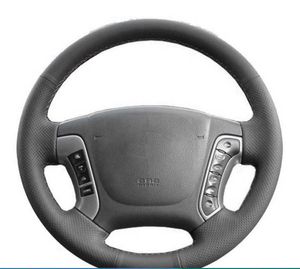 Volante per auto su misura Copri treccia Cucito a mano Antiscivolo Pelle bovina nera Per Hyundai Santa Fe 2006-2012 Accessori auto