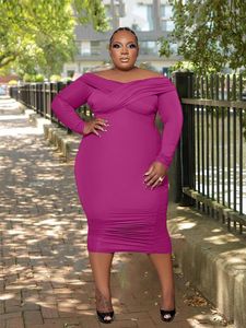 Vestidos de tamanho grande aniversário para mulheres 2022 Vestido de Natal Longo Roupas Curvy BodyCon Midi Wholesale Drop