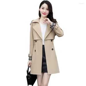 Trench feminina Coats Mulheres Temperamento Windbreaker coreano Elegante tamanho grande Slim 2022 Ladies Fashion Spring Autumn Coat OK857