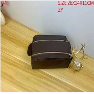 Fashion Designer Men's Travel toilet bags Leather large capacity cosmetic bags toiletry bagss makeup pouch for women ty227F