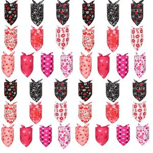 100 pezzi/lotto abbigliamento per cani San Valentino Love Heart Pet Cuppy Cat Polyester Bandanas Collar Scarf Cranetta Farfella Gr11