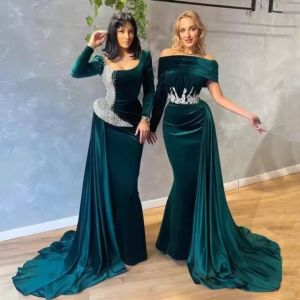 Vintage Green Arabic Velvet Mermaid Prom Evening Dresses Formal With Peplum Appliques spetsapplikationer Långärmar Special Endast klänningar Robe de