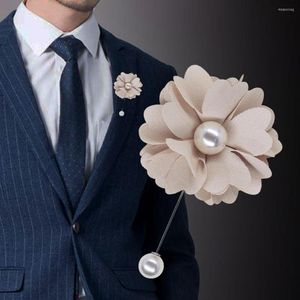 Flores decorativas de casamento no noivo Boutonnieres para homens girassol Butrochhole broch