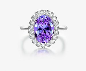 Anelli a grappolo Trapano artificiale ad alto contenuto di carbonio Anello con diamante a forma di fiore di morganite in atmosfera di moda in Europa e negli Stati Uniti