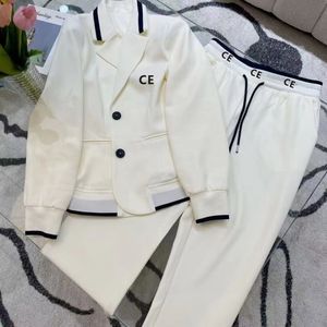 Damskie spodnie dwuczęściowe garnitury casualowe projektanci CE kurtki płaszcze dla kobiet kurtka z długim rękawem fajne dziewczyny Streetwear odzież damska zestaw E139