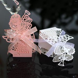 Confezione regalo 50 pezzi Angel Girl Laser Cut Hollow Carrozza Bomboniere Regali Scatole di caramelle con nastro Personalizzato Baby Shower Matrimonio