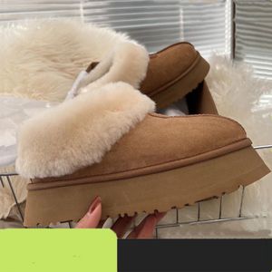 Kobiety kapcie owczesyn futra zimowe buty śniegu slajdy klasyczne ultra mini platforma butowe buty z butami zamszowy górny komfort ciepły ciepło