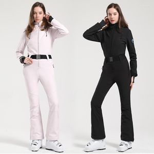 Jackets de esqui, terno de esqui de uma peça feminino fino areteira de snowboard de snowboard de macacão quente conjunto de macacões de inverno à prova de vento à prova d'água