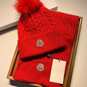 Fashion Wool Trend Hat Scondf Set Pop Hats Acne Men e Mulheres Moda Shawl Shawl Cashmere Luvas Adequadas para o inverno