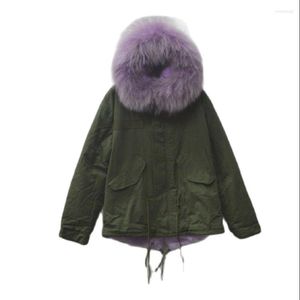 女性の毛皮の紫色の本物の襟のコートレディース冬のミリタリーグリーンショートパーカーフェイク裏地付きジャケット