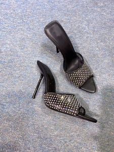 2023 sandali con tacco alto trasparenti in cristallo con strass una parola scarpe da donna con tacco a punta cava in rete a becco di pesce sexy