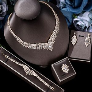 Halsbandörhängen Set 2022 Top 4 Wedding Dress Bridal Zircon Full Jewelry Women's Party Deluxe Dubai Nigerian Crystal