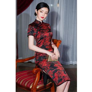 エスニック服2022チョンサム春夏スタイル中国の伝統的なミッドレトロレッドクラウドショートスリーブファッション花柄のスリットカエルトレンド