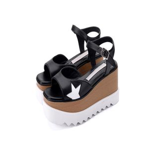 Stella McCartney Elyse Sandals Wedge Star Platforme Sandals Fashion Nowe buty swobodne letnie trampki Flats Obcasy Lady Otwarte palce Sand288L