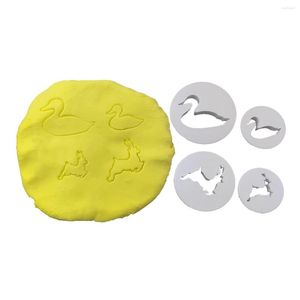 Baking Moulds 2Pcs Christmas Swan Elk Style Cake Decoration Printing Cookie Cutter Biscuits Mold Soap Stamp Collecting For Kitchen Tool