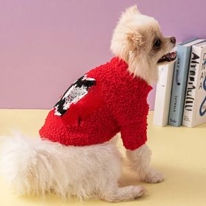 冬の犬アパレルデザイナー犬の服温かいペットのセータータートルネックニットコート厚い猫子犬服