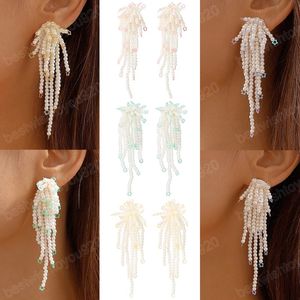 韓国のファッションロングタッセル模倣真珠dangle女性のためのイヤリングと結婚したブライダルボーホービーズフラワースターY2K耳のジュエリー