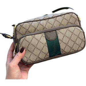 Design de designer de bolsas de ombro feminino A velha bolsa de câmeras de estilo pode ser usada transversalmente