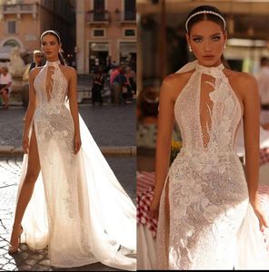 Charming Mermaid Wedding Dresses Halter Sleeveless Bridal Gown Custom Made Lace Flowers Side Split Wedding Gowns