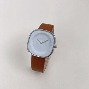 HBP Ladies Business Quartz Wristwatches Classic Casual Rel￳gios Correia de couro Rel￳gio de discagem quadrada Montres de luxo