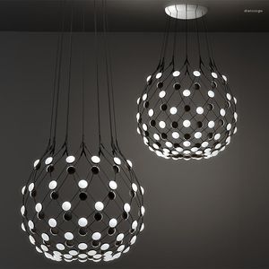 Подвесные лампы Италия Дизайн творческий круговой светодиодный светодиод постмодернистской черной белой подвески