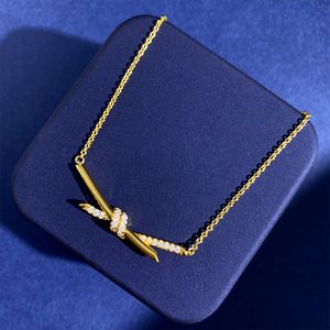 Fashion designer jewelry necklace 18K gold plated chain silver rose golden knot inlay diamond necklaces chains 316L stainless steel jewelry 50cm couple gifts