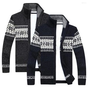 Herrtröjor Trendiga tjocka bekväma män Autumn Winter Jacquard Mönster Zipper Packet Sticked Ytterkläder Soft Cardigan Daily Clothing