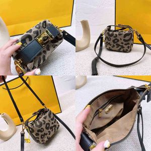 Worki wieczorowe Cross Body ramię mini portfel moda torebki mody torebki marki torebki crossbody snake print lunch sprzęgło 211127