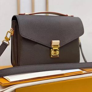 Handväskor Messenger Bag Women Tote Fashion Bags Pochette Classic Flowers äkta läder crossbody designer axelväskor blommor brun handväska