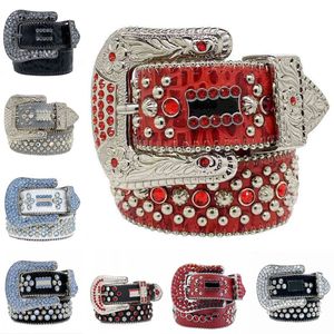 Designer Belt Mens Womens midjeb￤lten 2023 Ny Crystal Ceinture Vintage Metal Flower Buckle ￤kta l￤der Midjeband Luxury Letter Black Red Blue Rhinestone Belt