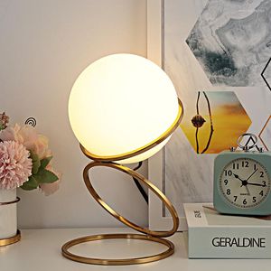 Table Lamps Modern LED Lights E27 Holder Desk Lamp For Bedroom Bedside Creative Home Office Study Special Desktop Lighting Fixture