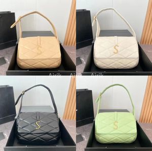 Kvinnor axelväskor armhålväskor klassiska läderdesigner handväskor för damer på väskan y flerfärgad mode