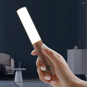 Lâmpada de parede Home Home sem fio Magneto pendurado corredor LED Night Light Auto Sensor Motion Wood Modern Wood for Srairway Kitchen