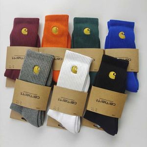 Nieuwe Carhart Men's and Women's Fashion Brand handdoek Bottom Gold Logo Embroidery Simple Letter Skateboard Socks