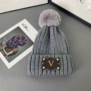 Luxus Beanies Designer Fuzzy Ball Strickmütze Damen Grobstrick Dicke Warme Kunstpelz Pom Beanies Hüte Weibliche Bonnet Beanie Caps