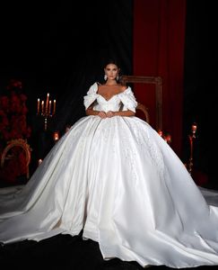 Abito da ballo di lusso abiti da sposa appliques v maniche di cappuccio da maniche perle perle perle perle macinate in raso da pavimento celebrit￠ lunghezza di celebrit￠ di lusso abiti da sposa pi￹ dimensioni