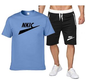 Casual Sports Mens Tracksuits Passar Summer Newtracksuits Sleeves Tshirt och S Set Men Sweat Suits korta uppsättningar kläder