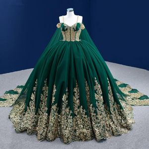 Jägergrüne Prinzessin-Quinceanera-Kleider mit Wickelumhang 2023, Golddetail, Perlenapplikation, Schnürkorsett, Abschlussball-Sweet-15-Kleider